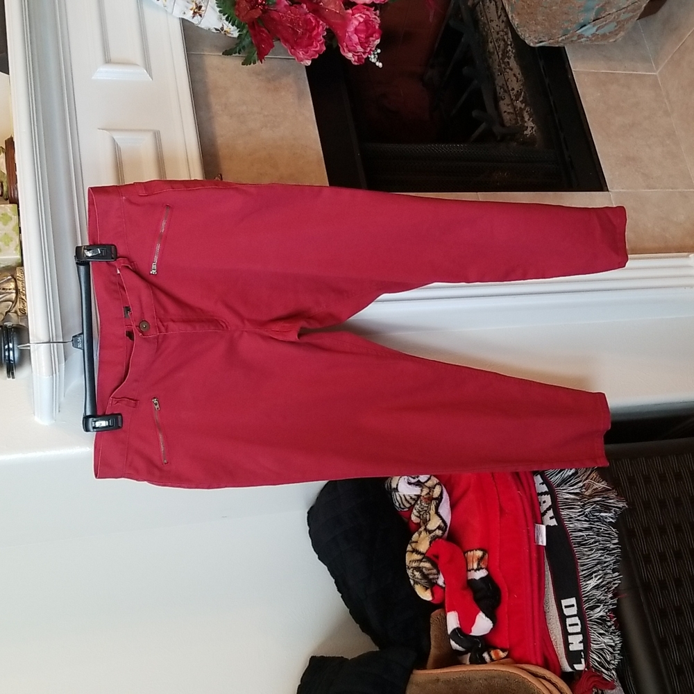 Sky's the Limit Jean's Size 16